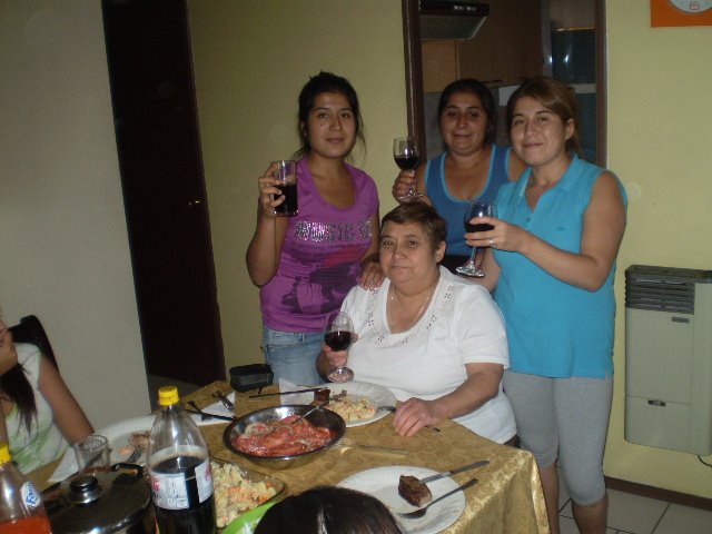 Familia Cabañas Santa Camila - Equipo
